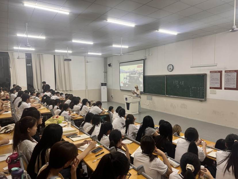 8e5c816e836a7cb2818e221cda6617fa